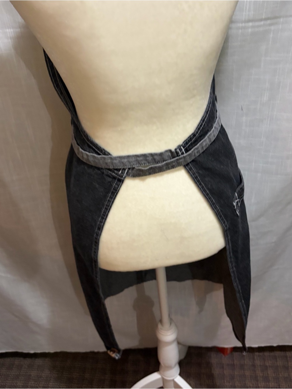 Chef Works apron - Picture 6 of 6